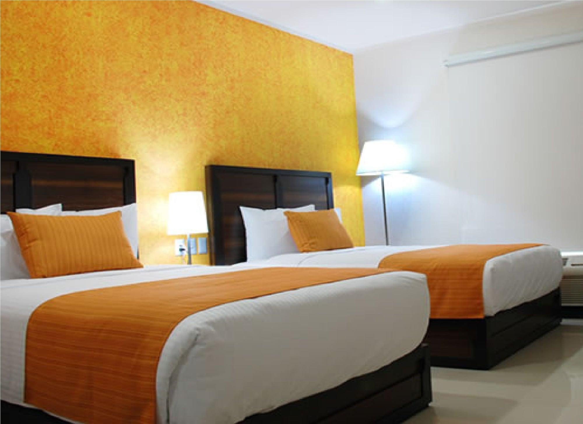 Comfort Inn Cancun Aeropuerto Exterior photo