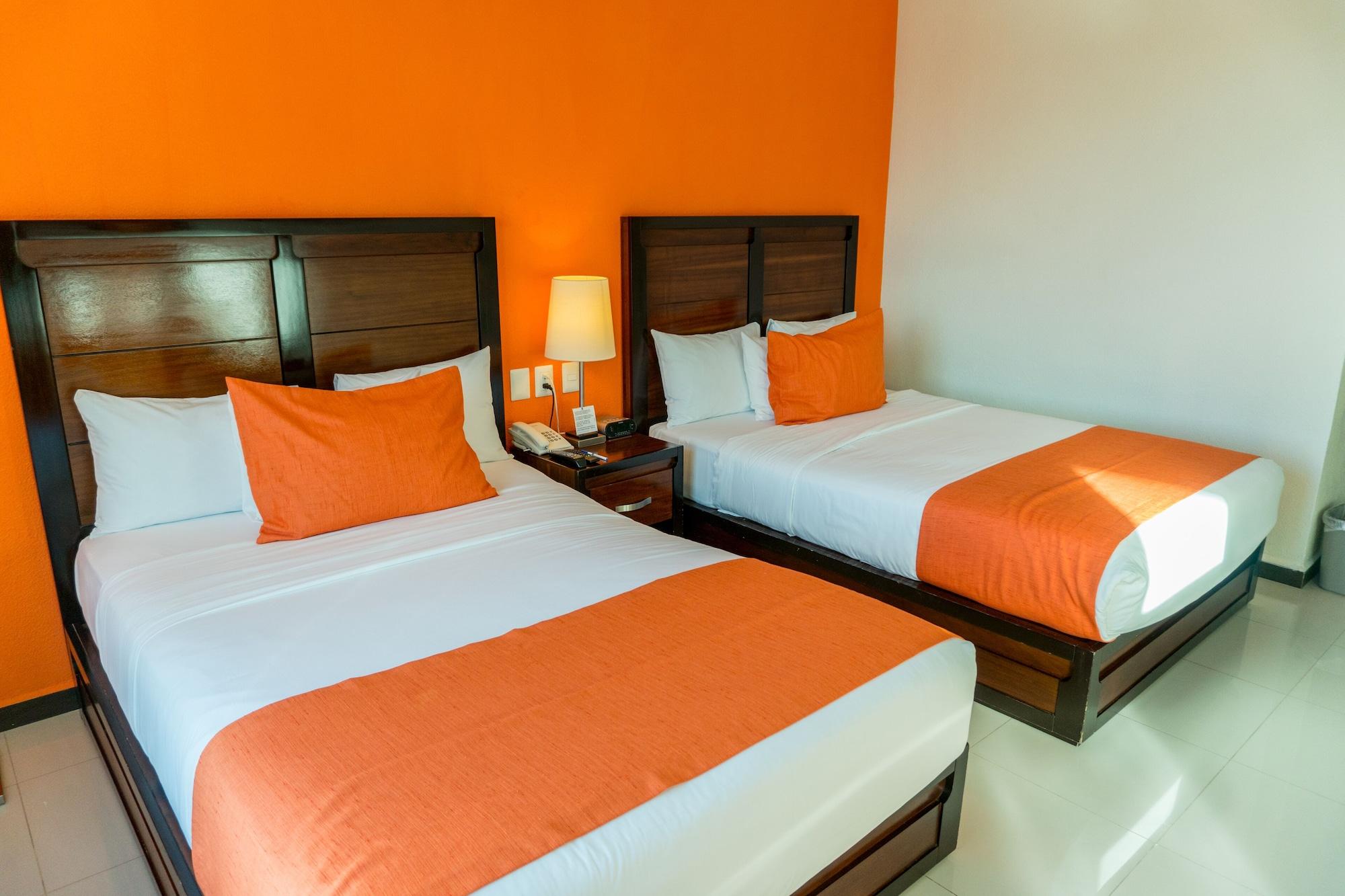 Comfort Inn Cancun Aeropuerto Exterior photo